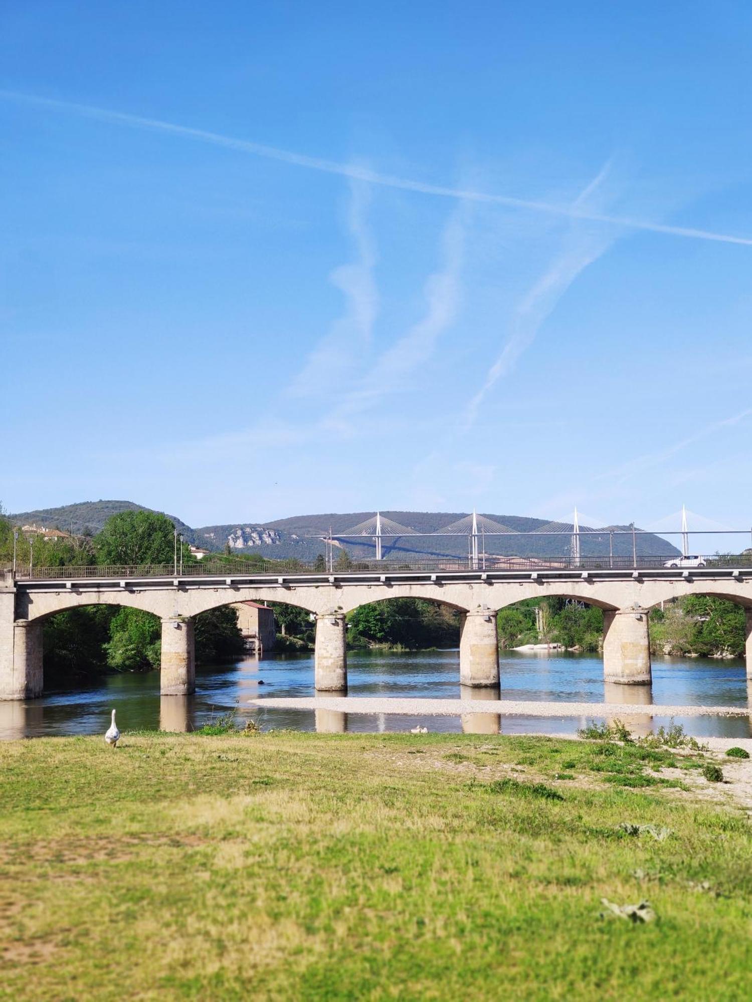 Sous Les Toits De Millau - Appartement Cosy Et Chaleureux Exterior foto